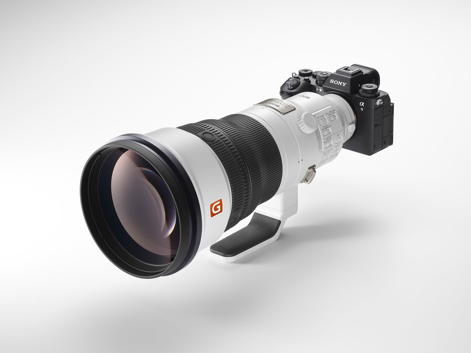 https://alphauniverseglobal.media.zestyio.com/Alpha-Universe-ILCE-9M3_image_SEL400F28GM_right.jpg?height=1200&fit=bounds